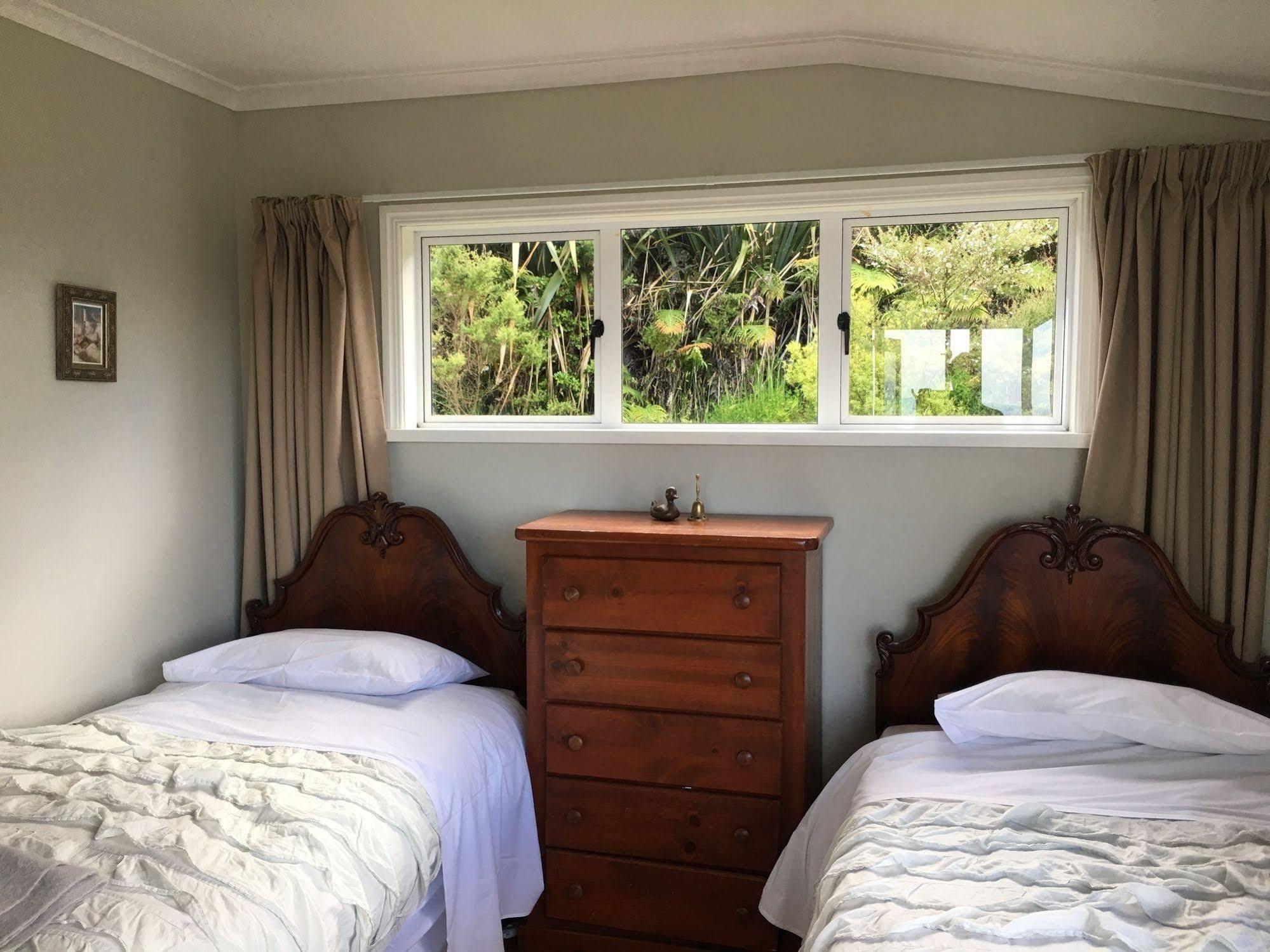 Nightingale Falls Farm Stay Retreat Thames Exterior foto